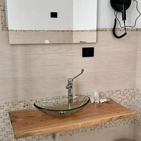 Le Stanze Del Duca