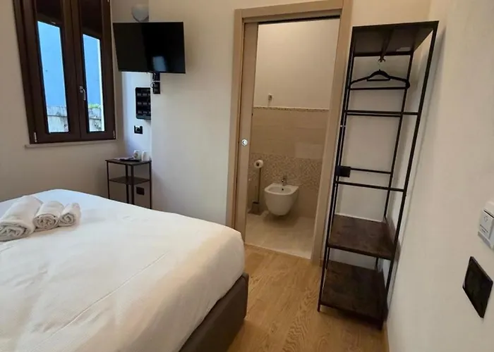 Le Stanze Del Duca Affittacamere Ferrara